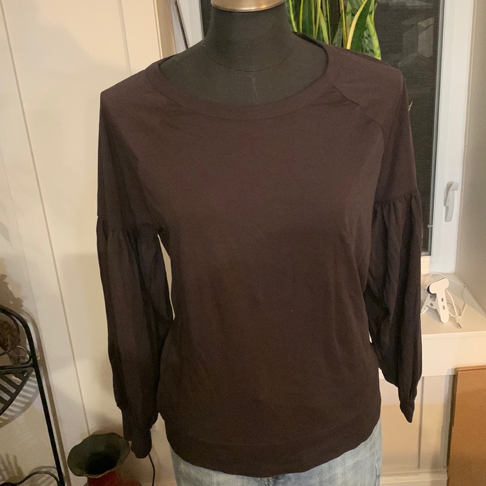 Chaser top in size M